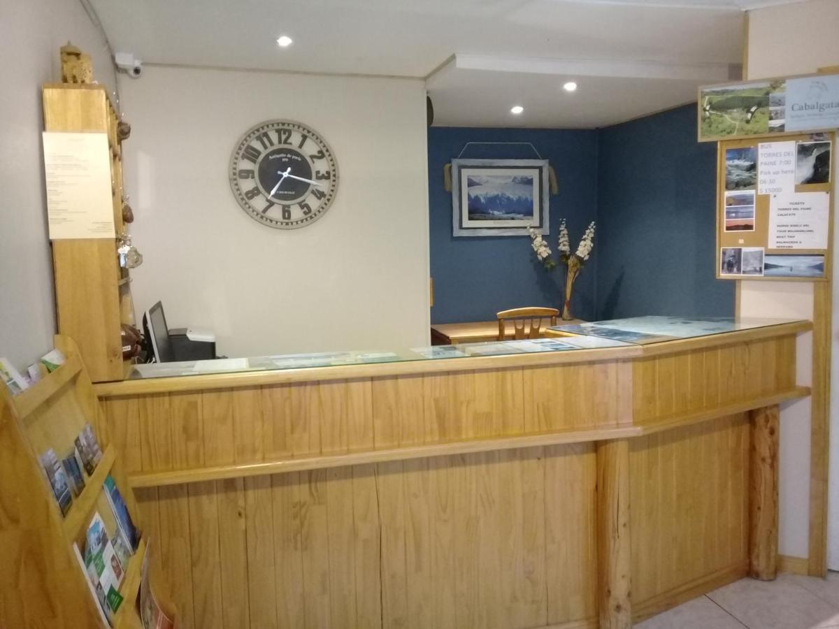 Patagonia Swiss House Hotel Puerto Natales Buitenkant foto