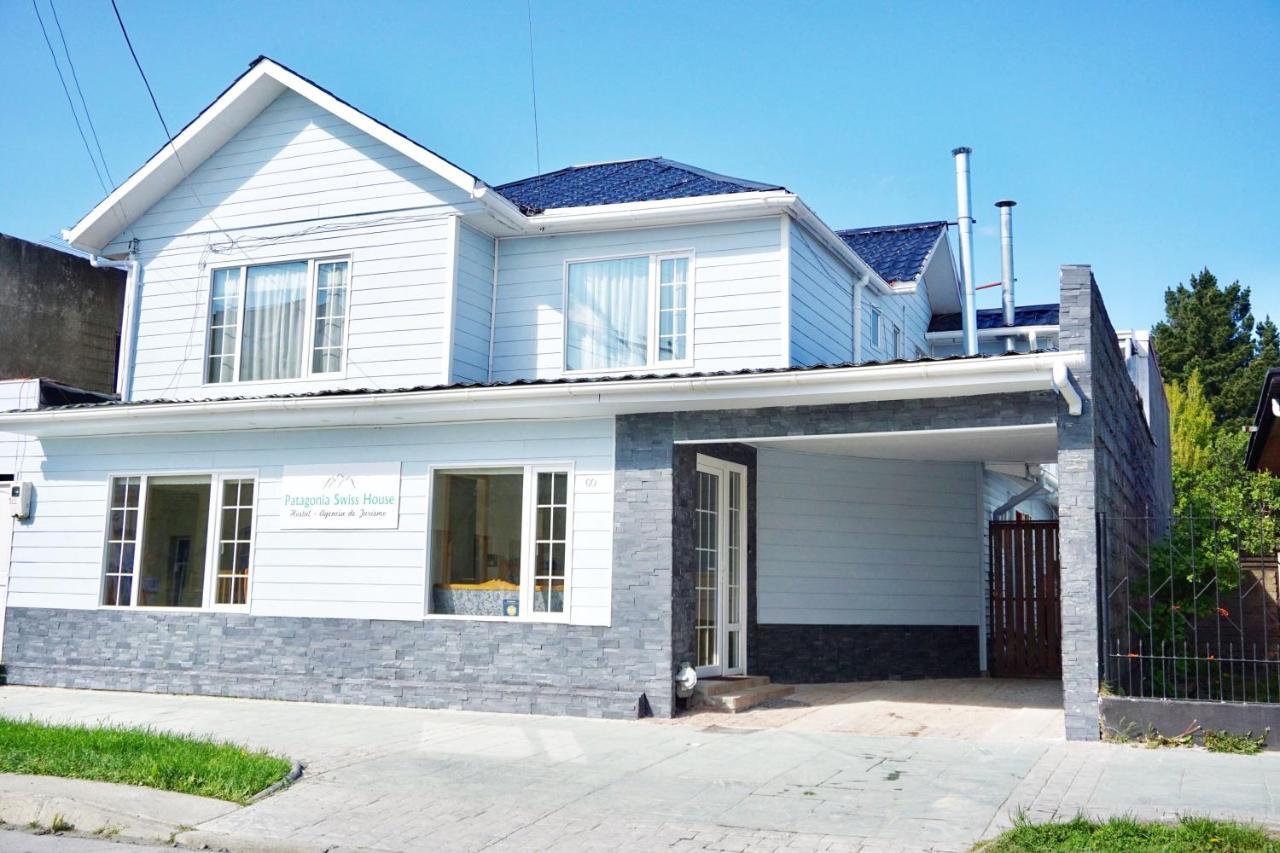 Patagonia Swiss House Hotel Puerto Natales Buitenkant foto